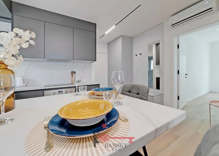 Sofia 2 - Modern Station -by Easylife Swiss *