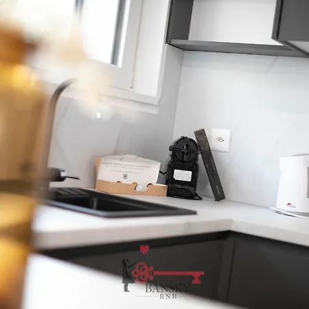 Sofia 2 - Modern Station -by Easylife Swiss *