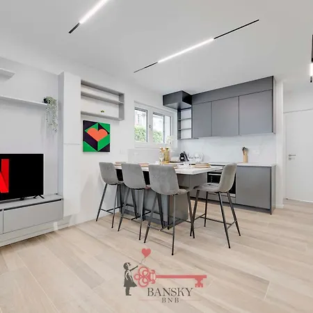 Sofia 2 - Modern Station -by Easylife Swiss * Lugano