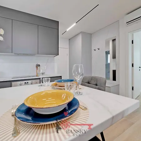 Sofia 2 - Modern Station -by Easylife Swiss *